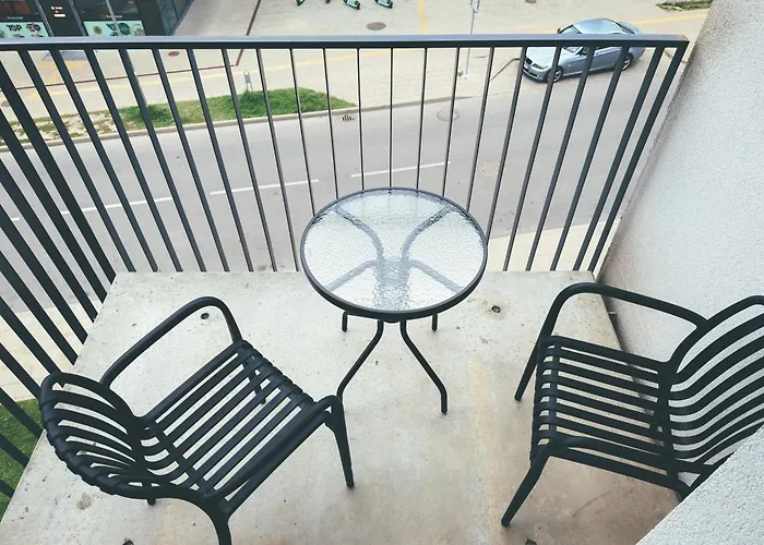 Cozy Ozo Apartments, Free Parking!